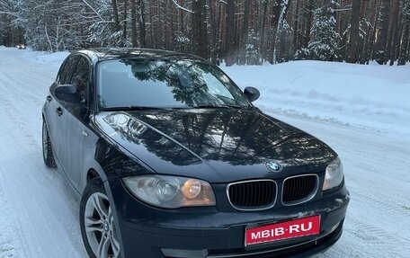 BMW 1 серия, 2010 год, 740 000 рублей, 1 фотография