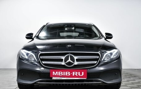 Mercedes-Benz E-Класс, 2017 год, 2 549 000 рублей, 2 фотография