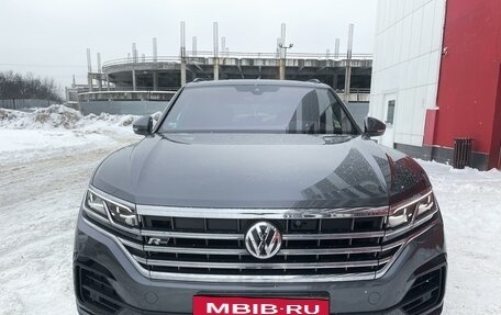 Volkswagen Touareg III, 2019 год, 6 100 000 рублей, 2 фотография