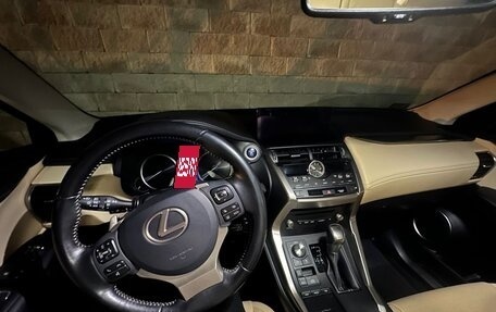 Lexus NX I, 2019 год, 4 300 000 рублей, 4 фотография