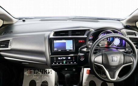 Honda Fit III, 2017 год, 1 145 000 рублей, 6 фотография