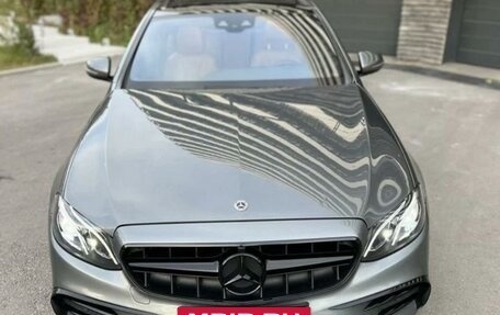 Mercedes-Benz E-Класс, 2016 год, 3 990 000 рублей, 4 фотография