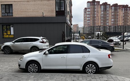 Volkswagen Jetta VI, 2010 год, 745 000 рублей, 1 фотография