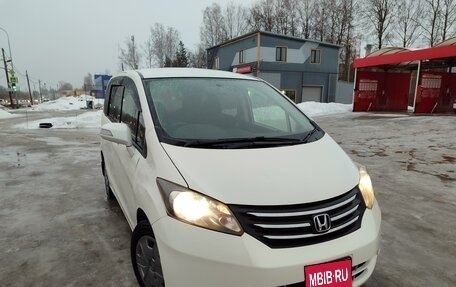 Honda Freed I, 2009 год, 1 080 000 рублей, 1 фотография