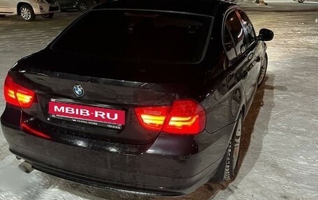 BMW 3 серия, 2011 год, 1 280 000 рублей, 3 фотография