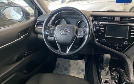 Toyota Camry, 2018 год, 2 899 999 рублей, 13 фотография