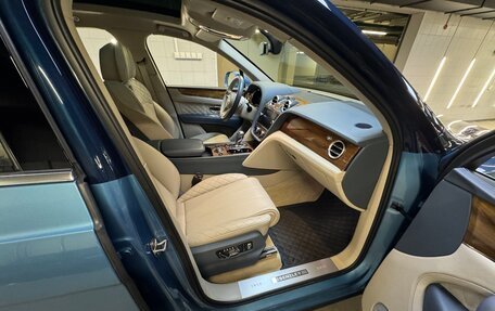 Bentley Bentayga I, 2019 год, 16 900 000 рублей, 16 фотография