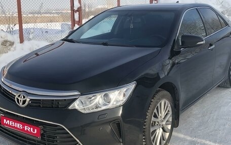 Toyota Camry, 2017 год, 2 550 000 рублей, 2 фотография