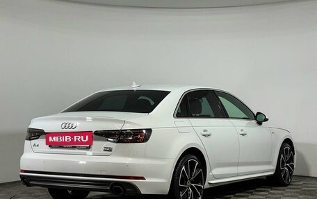 Audi A4, 2018 год, 3 360 000 рублей, 5 фотография