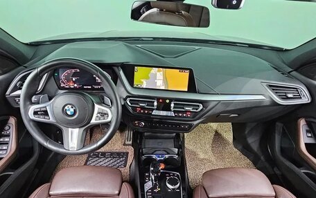 BMW 1 серия, 2021 год, 3 100 000 рублей, 7 фотография