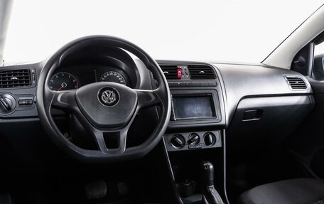 Volkswagen Polo VI (EU Market), 2016 год, 1 290 000 рублей, 11 фотография