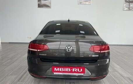 Volkswagen Passat B8 рестайлинг, 2017 год, 1 799 999 рублей, 7 фотография