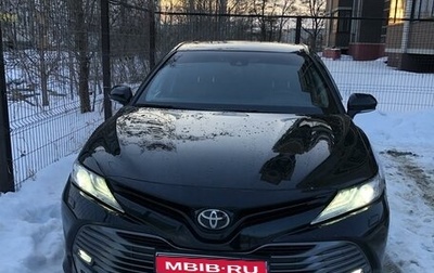 Toyota Camry, 2018 год, 3 070 000 рублей, 1 фотография