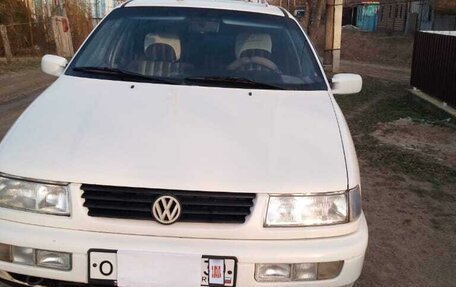 Volkswagen Passat B4, 1994 год, 180 000 рублей, 4 фотография