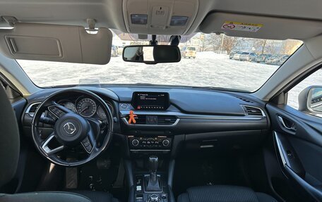 Mazda 6, 2018 год, 2 150 000 рублей, 5 фотография