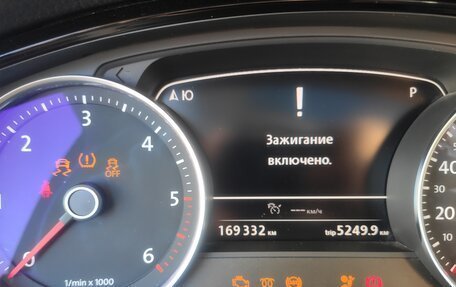 Volkswagen Touareg III, 2018 год, 4 450 000 рублей, 4 фотография