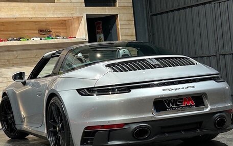 Porsche 911, 2024 год, 17 800 000 рублей, 9 фотография