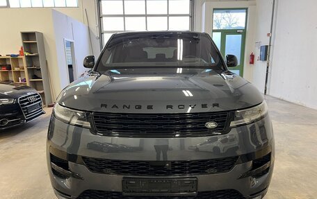 Land Rover Range Rover Sport, 2023 год, 22 585 000 рублей, 2 фотография
