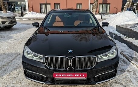 BMW 7 серия, 2016 год, 3 900 000 рублей, 2 фотография