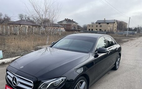 Mercedes-Benz E-Класс, 2018 год, 4 500 000 рублей, 4 фотография