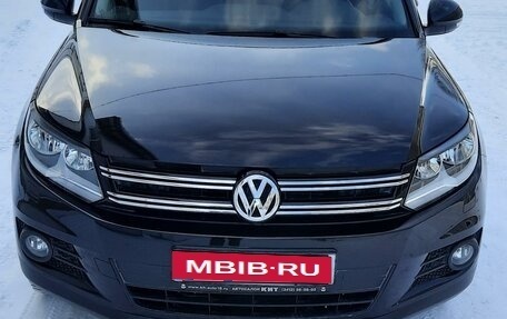 Volkswagen Tiguan I, 2016 год, 1 850 000 рублей, 1 фотография