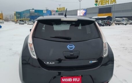 Nissan Leaf I, 2015 год, 960 000 рублей, 3 фотография