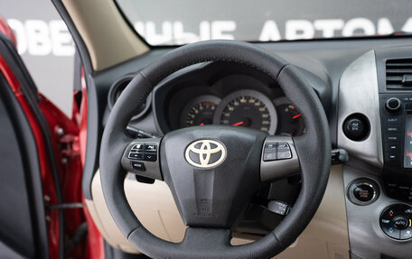 Toyota RAV4, 2011 год, 12 фотография