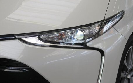 Toyota Estima III рестайлинг -2, 2019 год, 2 400 000 рублей, 22 фотография