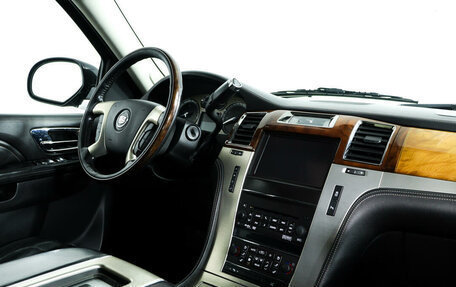 Cadillac Escalade III, 2012 год, 2 848 000 рублей, 9 фотография