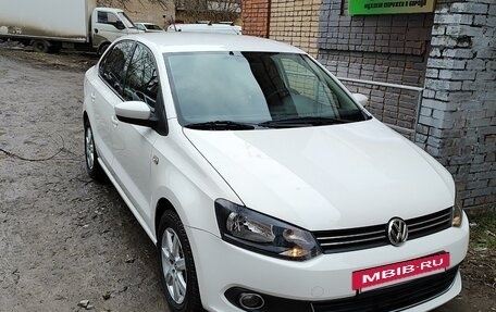 Volkswagen Polo VI (EU Market), 2013 год, 690 000 рублей, 10 фотография