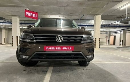 Volkswagen Tiguan II, 2017 год, 2 950 000 рублей, 10 фотография