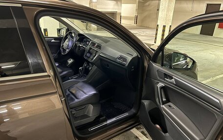 Volkswagen Tiguan II, 2017 год, 2 950 000 рублей, 14 фотография