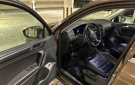 Volkswagen Tiguan II, 2017 год, 2 950 000 рублей, 16 фотография