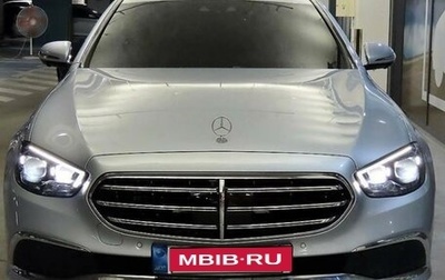 Mercedes-Benz E-Класс, 2022 год, 4 900 000 рублей, 1 фотография