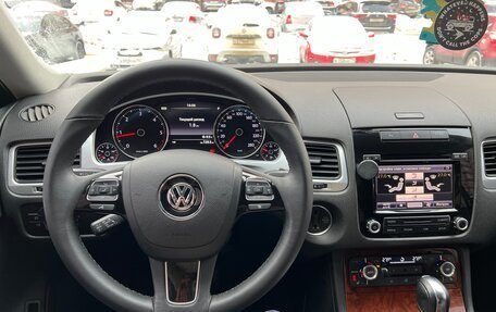 Volkswagen Touareg III, 2012 год, 2 320 000 рублей, 16 фотография