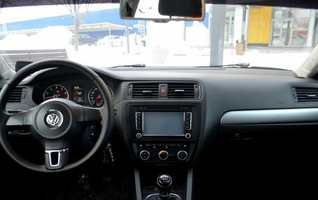 Volkswagen Jetta VI, 2012 год, 1 134 456 рублей, 6 фотография