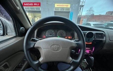 Toyota 4Runner III, 2001 год, 1 300 000 рублей, 11 фотография