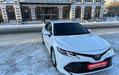 Toyota Camry, 2020 год, 3 300 000 рублей, 4 фотография