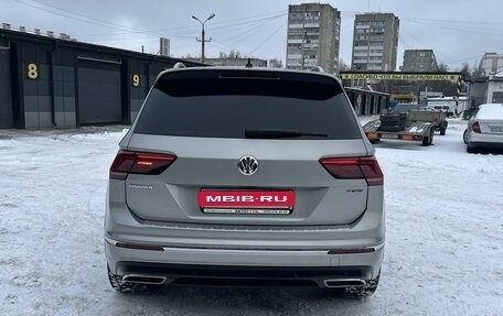 Volkswagen Tiguan II, 2019 год, 4 500 000 рублей, 5 фотография