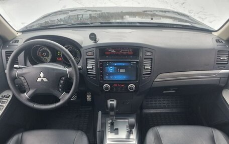 Mitsubishi Pajero IV, 2013 год, 2 700 000 рублей, 7 фотография