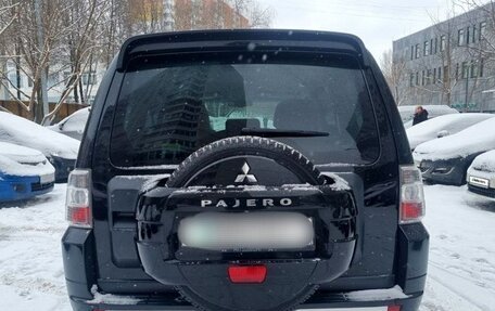 Mitsubishi Pajero IV, 2013 год, 2 700 000 рублей, 3 фотография