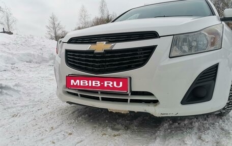 Chevrolet Cruze II, 2014 год, 880 000 рублей, 3 фотография