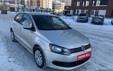 Volkswagen Polo VI (EU Market), 2013 год, 1 250 000 рублей, 1 фотография