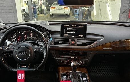 Audi A7, 2010 год, 1 650 000 рублей, 13 фотография