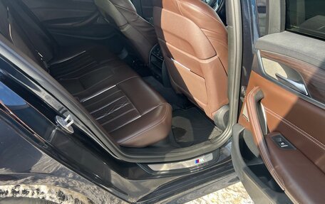 BMW 5 серия, 2017 год, 5 300 000 рублей, 14 фотография
