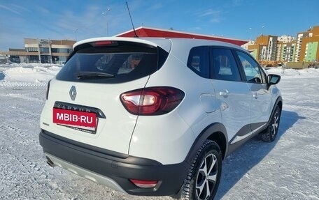 Renault Kaptur I рестайлинг, 2019 год, 1 500 000 рублей, 5 фотография