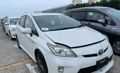 Toyota Prius, 2012 год, 1 350 000 рублей, 8 фотография