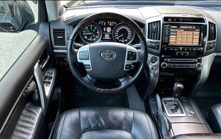 Toyota Land Cruiser 200, 2014 год, 4 600 000 рублей, 27 фотография