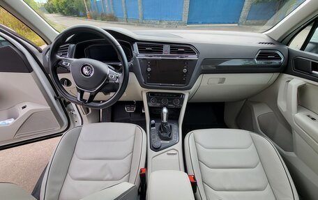 Volkswagen Tiguan II, 2018 год, 3 900 000 рублей, 12 фотография