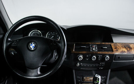 BMW 5 серия, 2008 год, 1 180 000 рублей, 12 фотография
